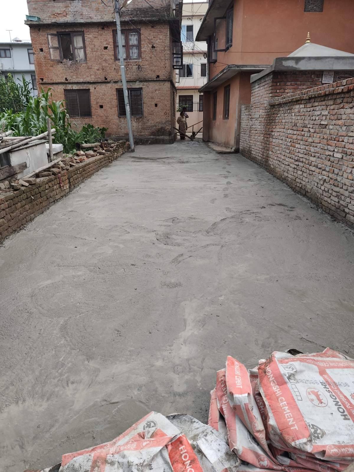 रुद्रेश्वर मार्ग बाटाे ढलान